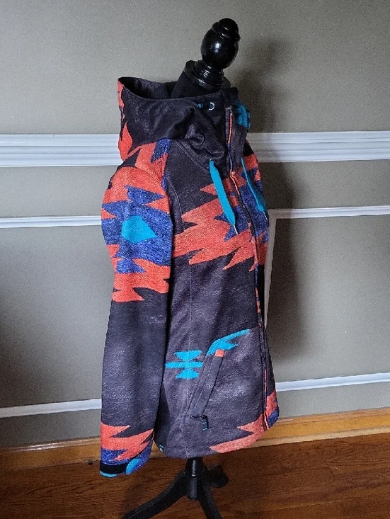 Roxy Women's Aztec Softshell Ski Jacket Size Medium Long Slim Fit - Picture 9 of 14